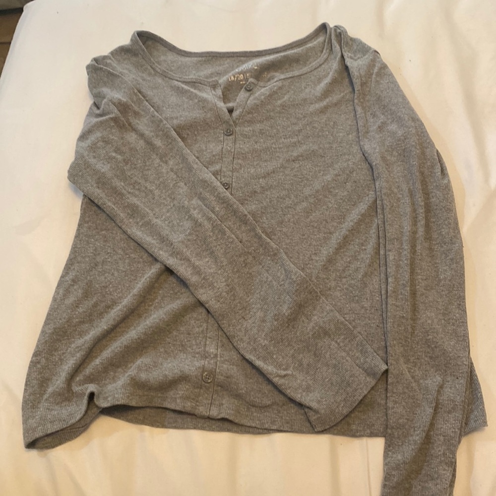 Grey,long sleeve,button up
